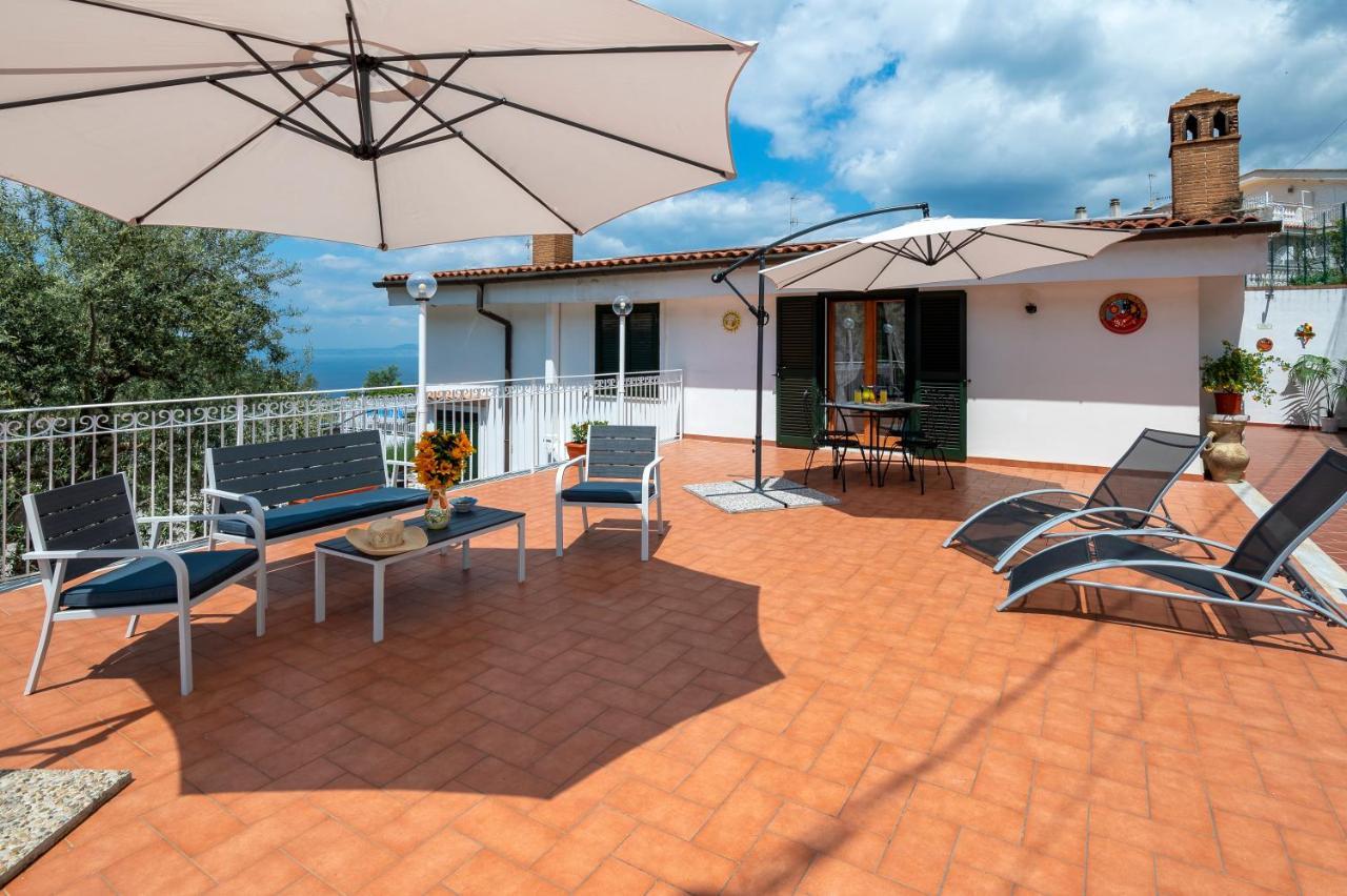 Villa Luciana サンタニェッロ エクステリア 写真